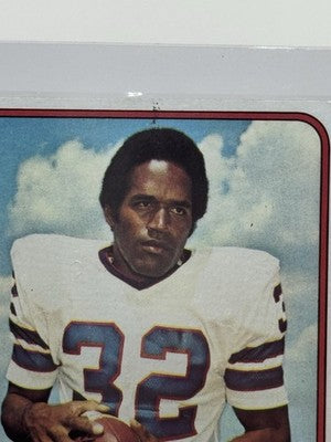 1976 Topps #300 O.J. Simpson Buffalo Bills - light corner/edge wear