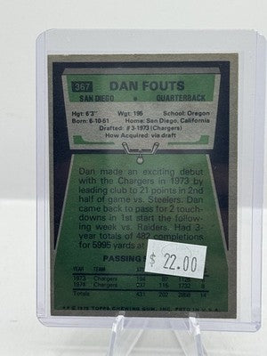 1975 Topps #367 Dan Fouts San Diego Chargers - some corner/edge wear