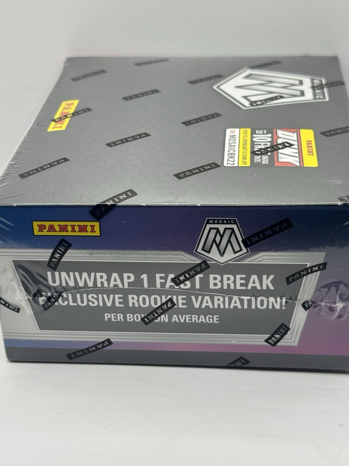2021-22 Panini Mosaic Fast Break Basketball Box - Factory Sealed - 1 Auto