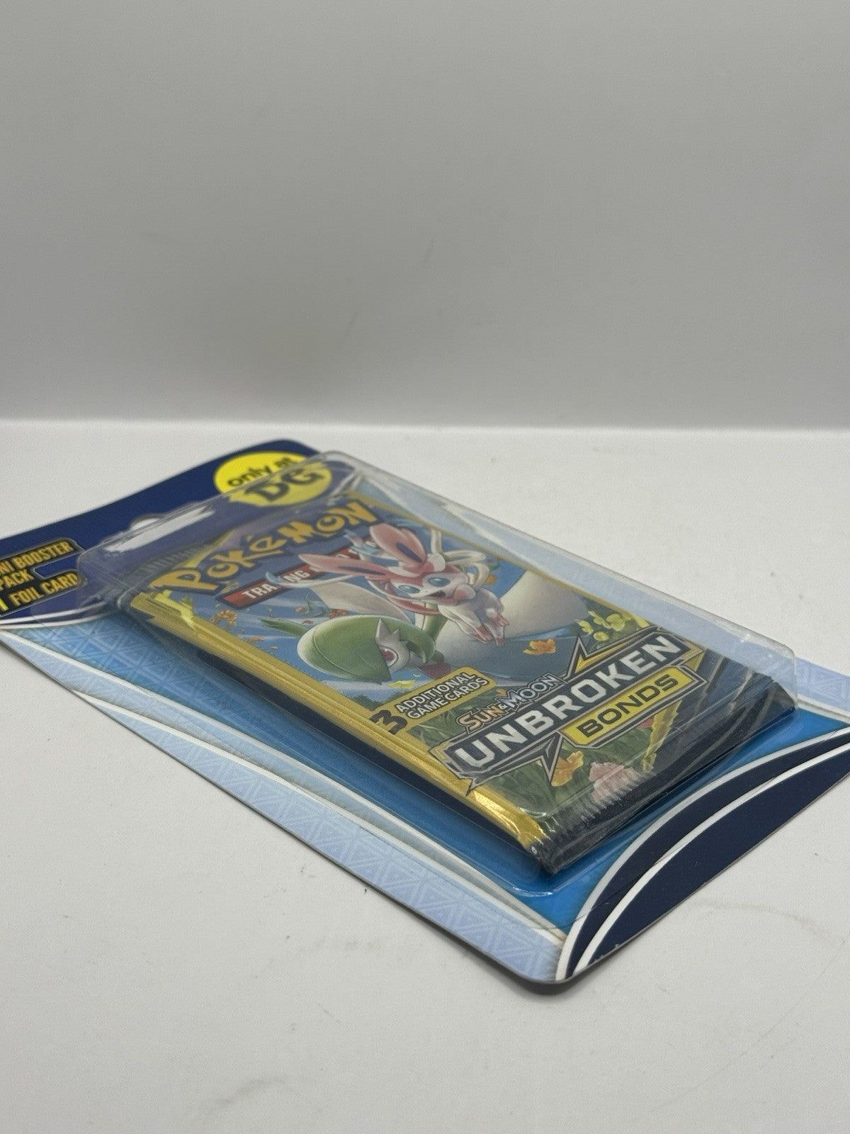 2022 Pokemon Sun & Moon Unbroken Bonds 1 Mini Booster Pack 1 Foil Card Sealed
